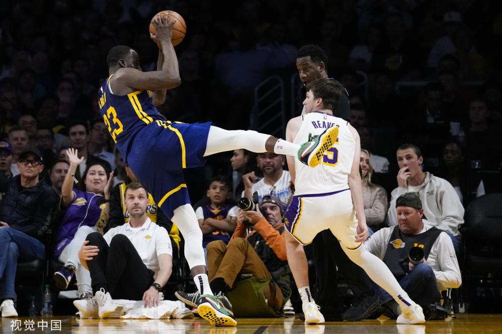 他以出色的 他以出色的