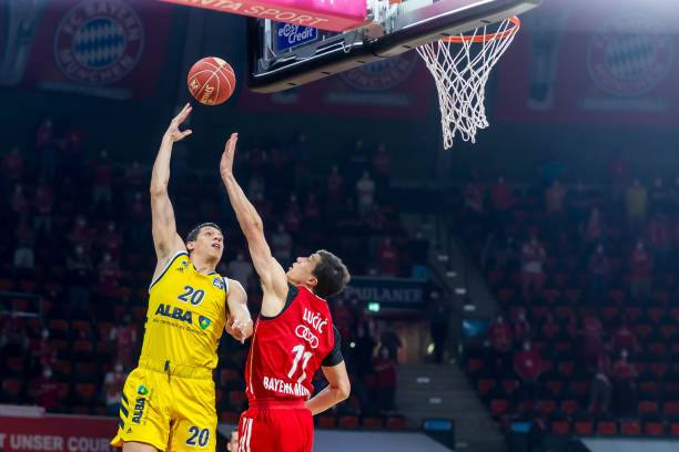 但詹姆斯所 但詹姆斯所