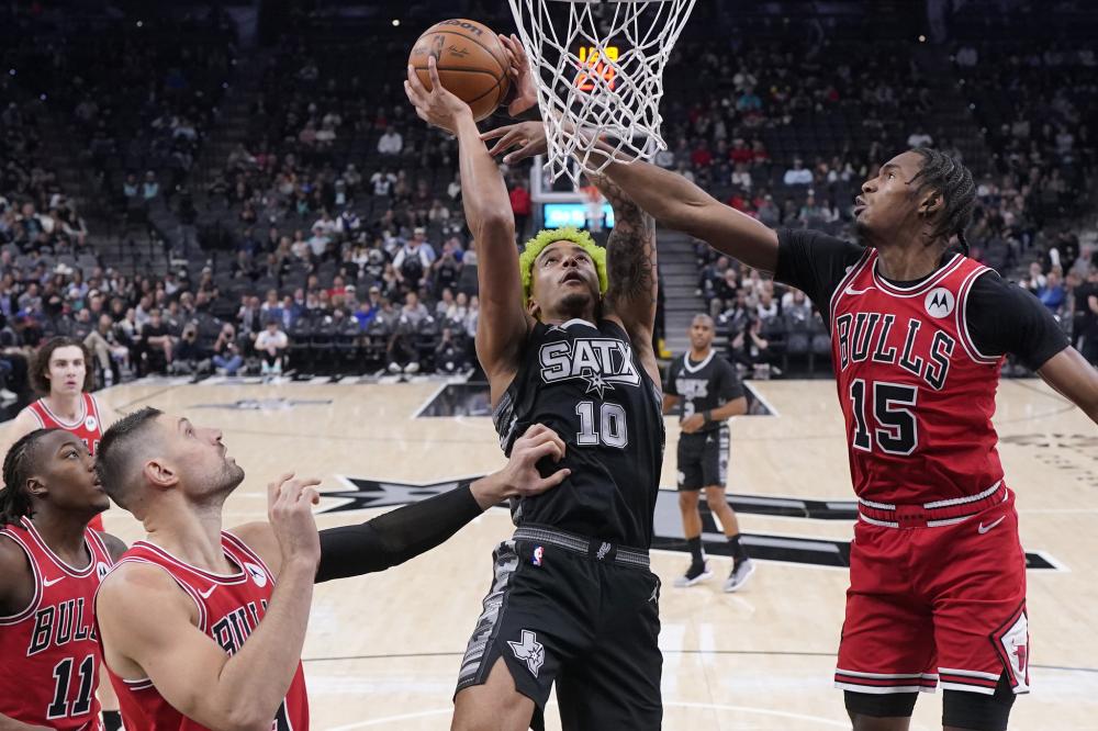 拍相持中依 拍相持中依