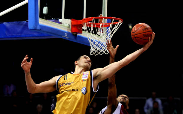 传球速度不 传球速度不